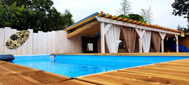 Πισίνα στο ή κοντά στο Villa Mermoz andernos