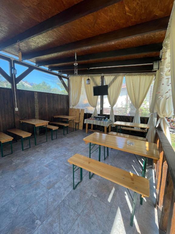 Restaurace v ubytování CASA SMARALD