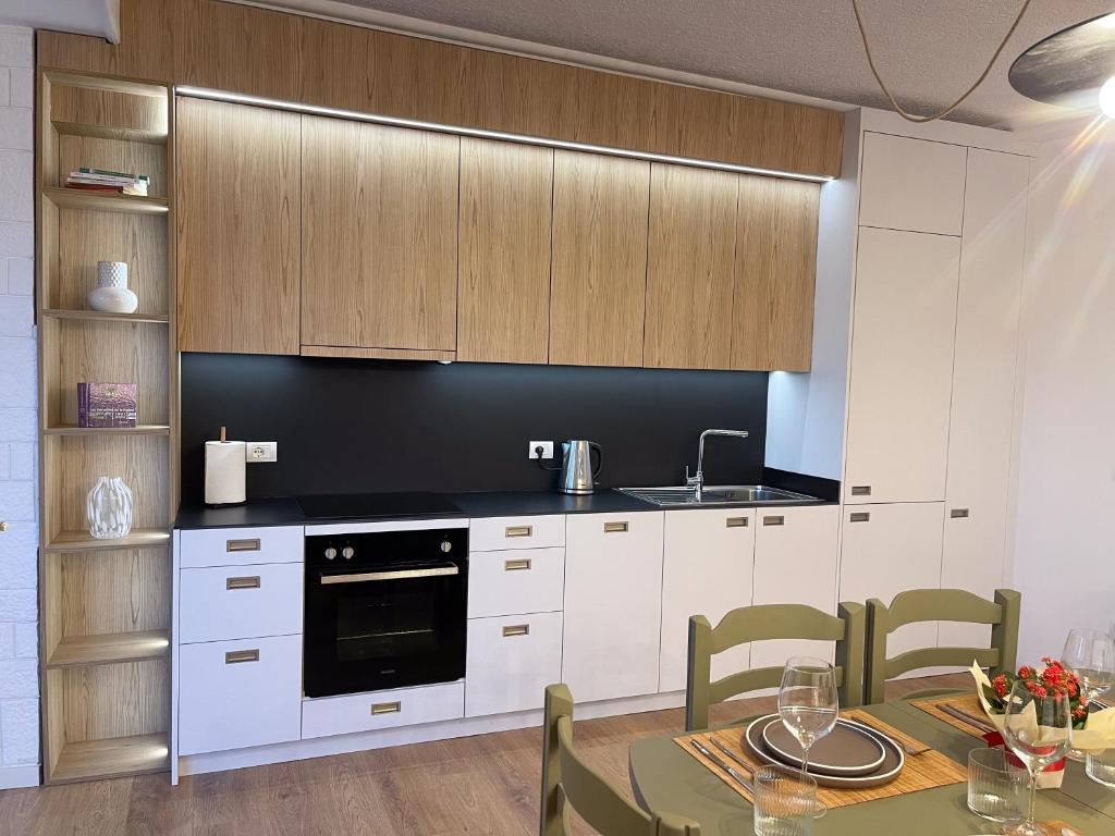 AquaZen Apartments - Image 8