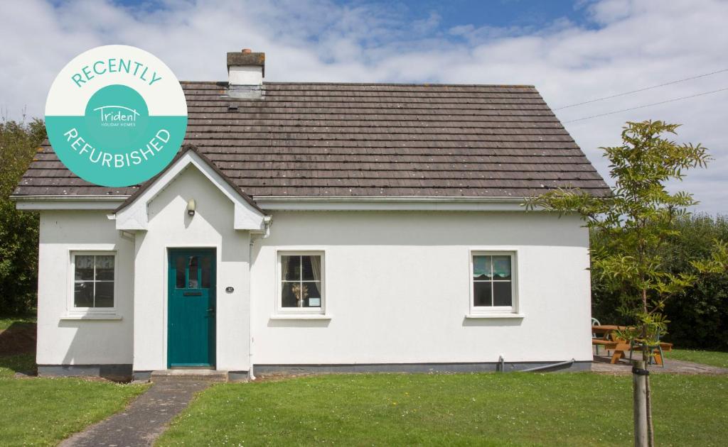 Brittas Bay Holiday Village No 32, Brittas Bay (updated prices 2024)