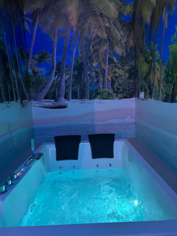 Habitación con jacuzzi y baño privado (Cotrades) - imagen 3