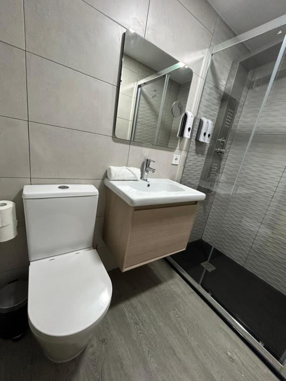 Habitación con jacuzzi y baño privado (Cotrades) - imagen 4