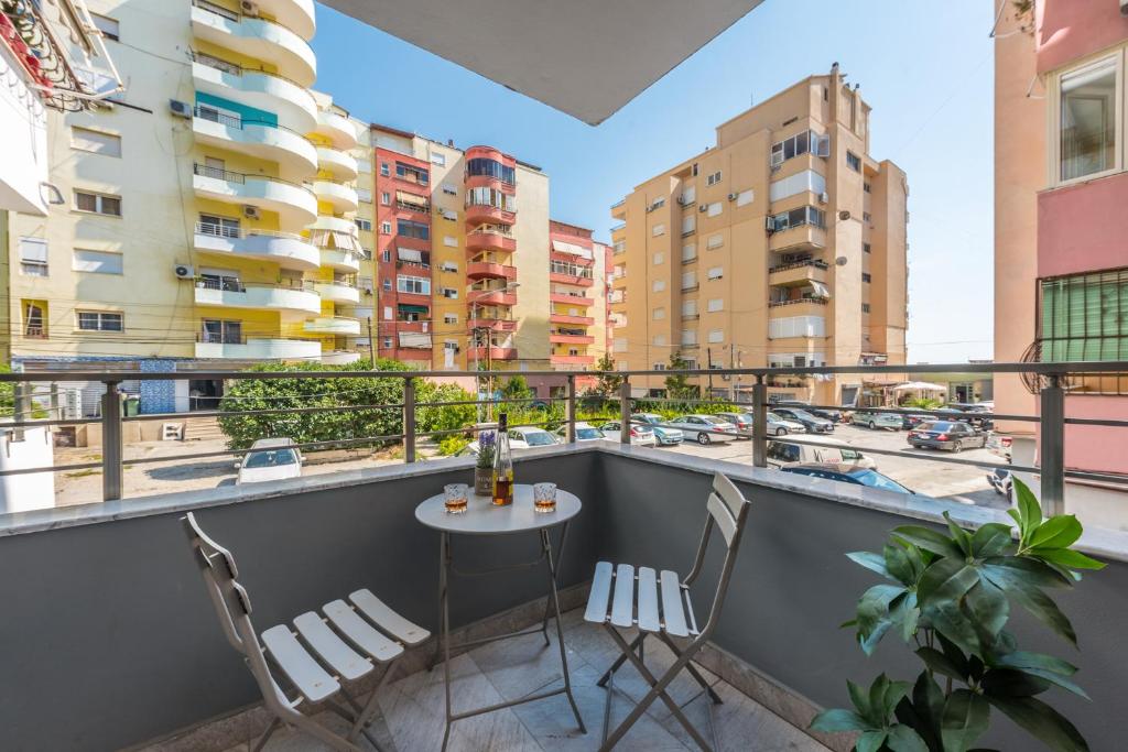 Fully Equipped beachfront Apartment - Imazhi 6