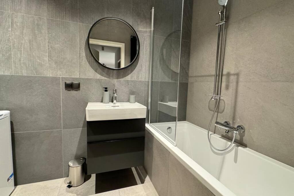 Gallery image of 3CityHost - Scala 60K Suite in Gdańsk