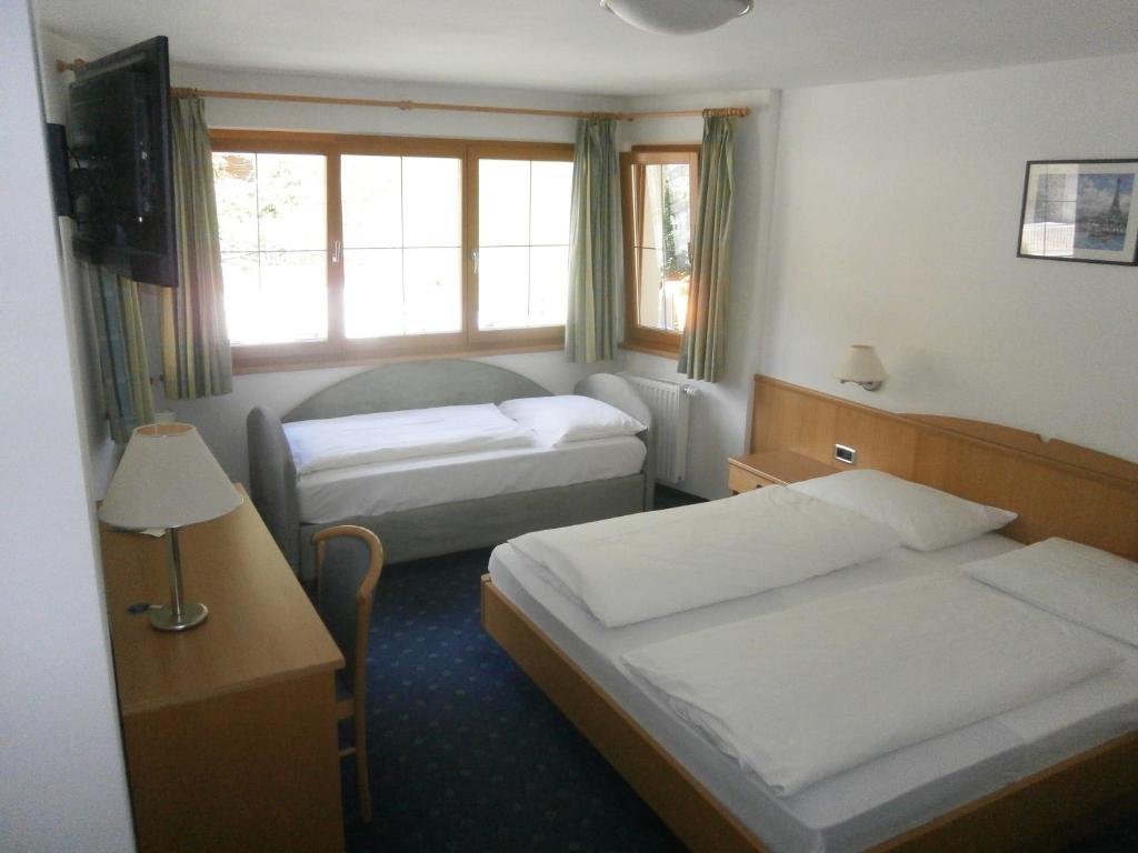 Hotel Schölzhorn Superior - Classic Triple Room
