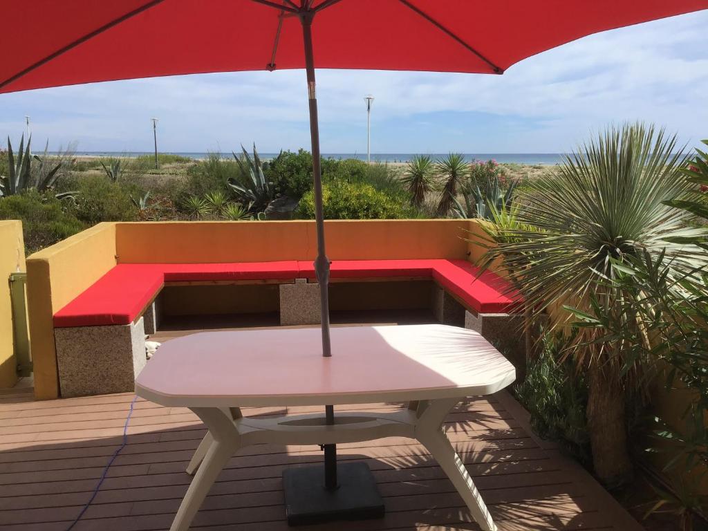 Balkón nebo terasa v ubytování BORD DE MER