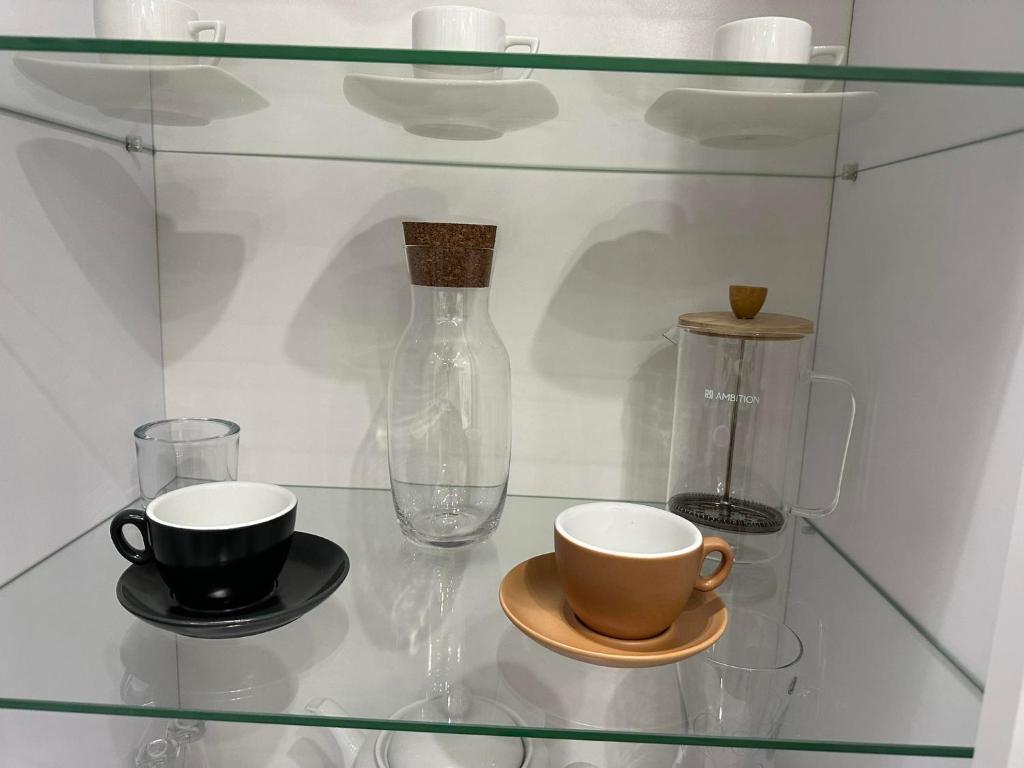 Art Deco Apartment - 6