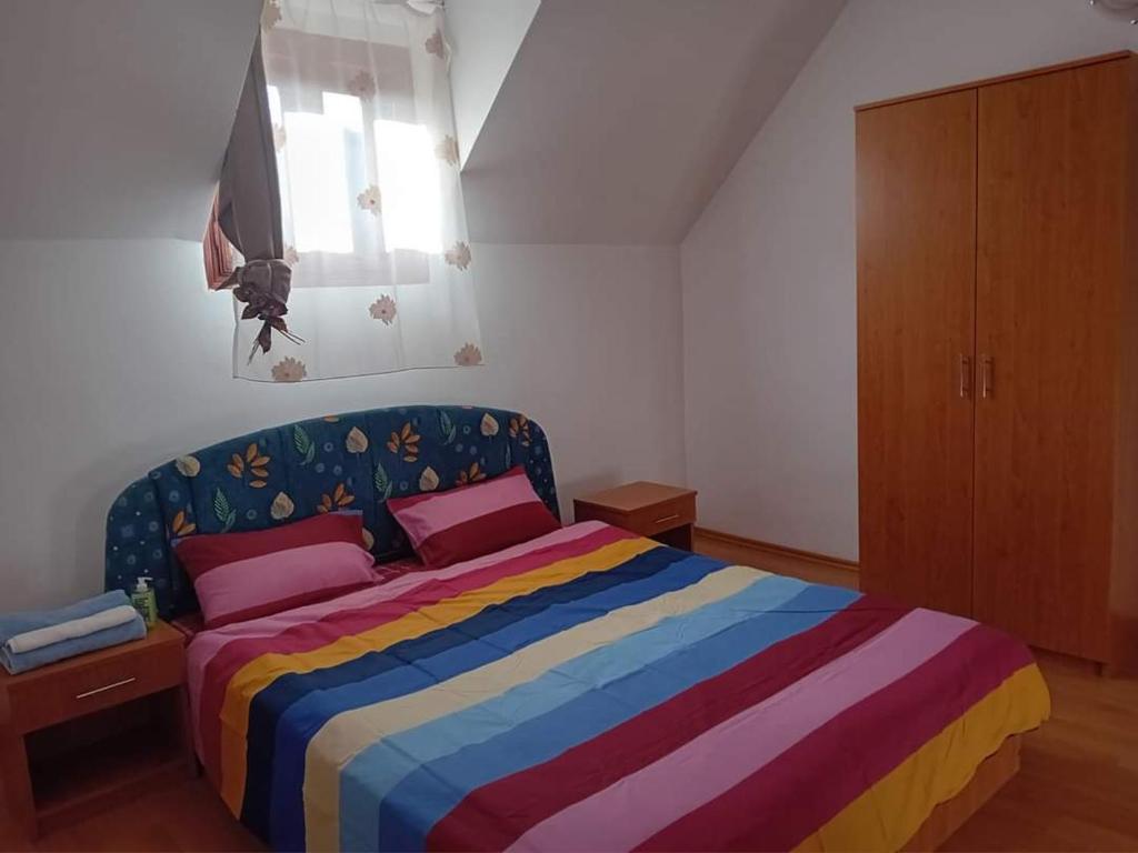 Pensiunea Casa D?nu? - Housity