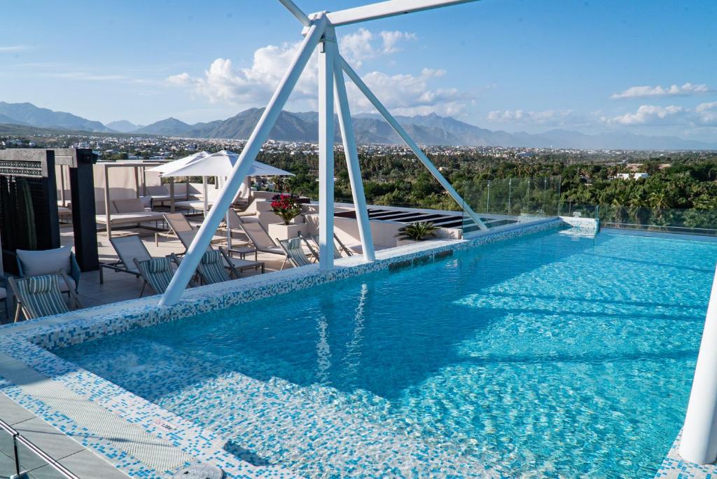 Bazén v ubytování Flamboyan Hotel & Residences nebo v jeho okolí