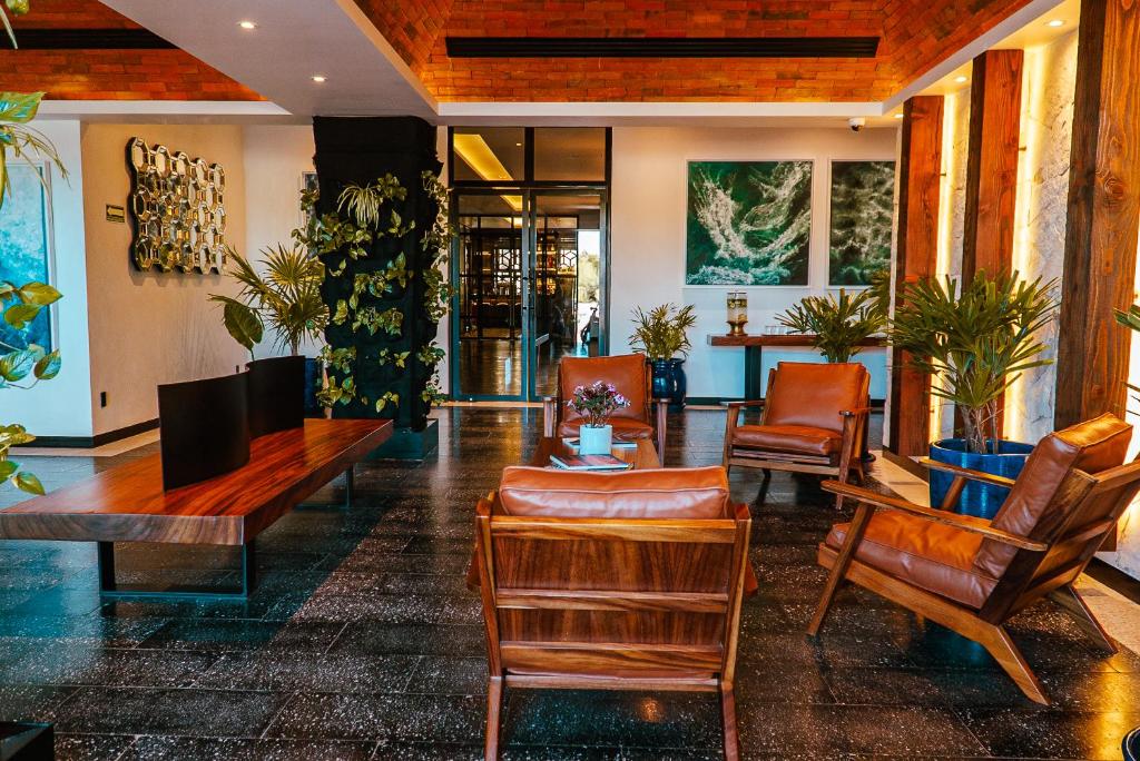 Posezení v ubytování Flamboyan Hotel & Residences