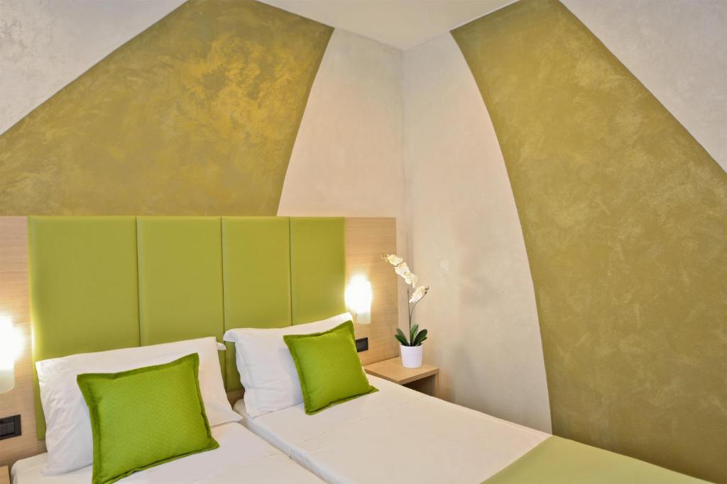 Hotel Luxor Florence - Resim 14