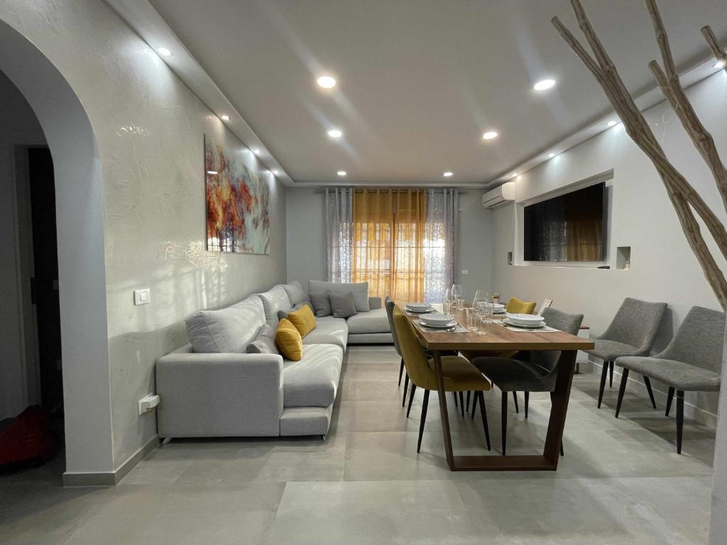 MarketHome Bouganvilla