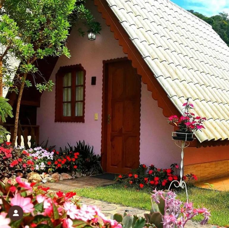 Pousada Chalé dos Ipês - Housity