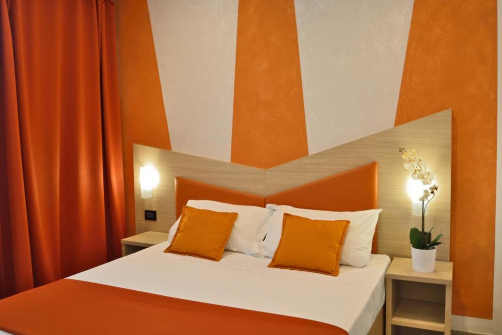 Hotel Luxor Florence - Resim 16