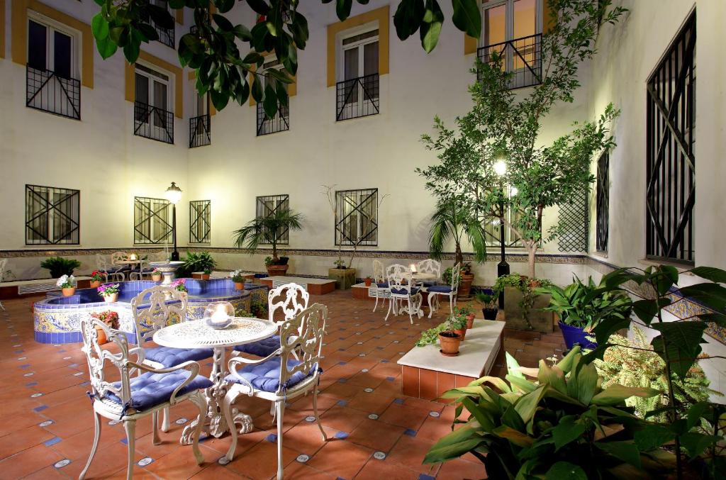 Eurostars Regina, Seville – Updated 2022 Prices
