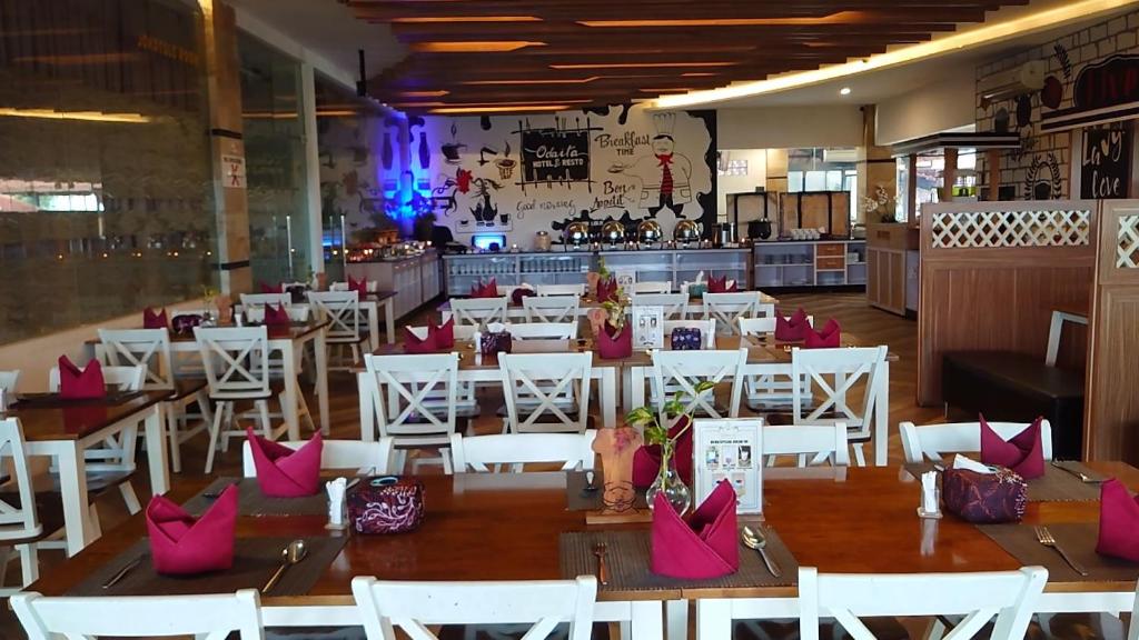 Restaurace v ubytování Odaita Hotel Pamekasan Madura