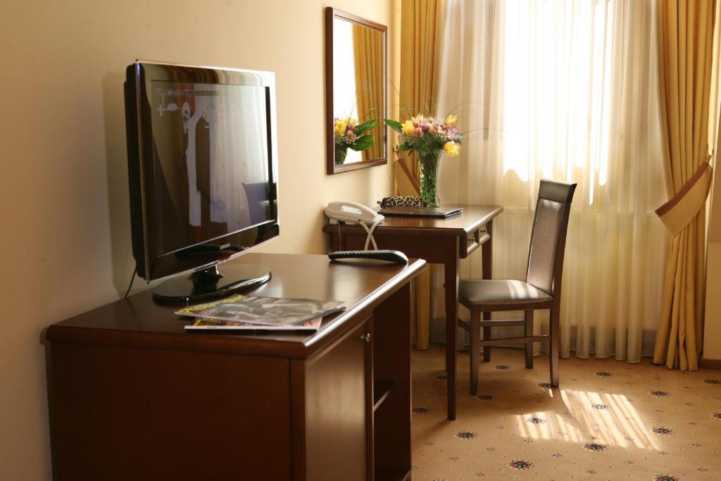 Grand Hotel Pylypets - Standaard Tweepersoonskamer - Zolder