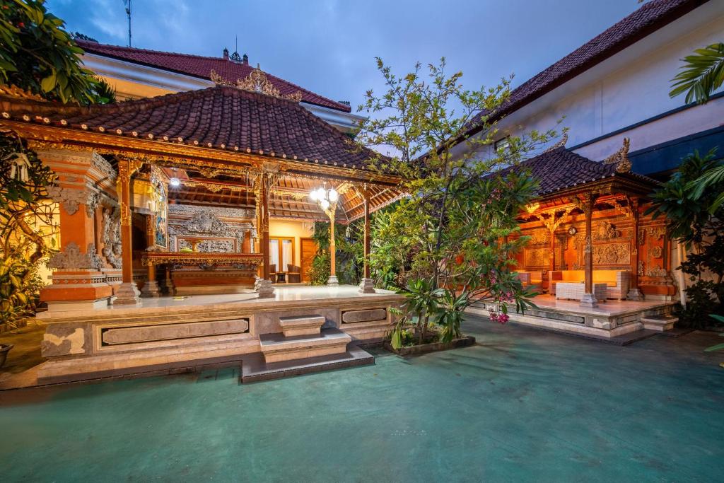 Kolam renang di atau di dekat The Kutaya