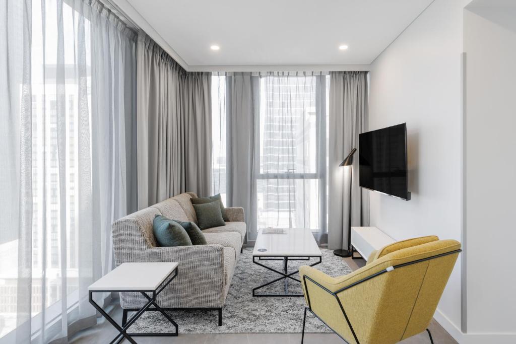 Meriton Suites Melbourne photo