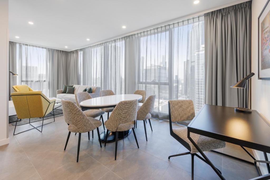 Meriton Suites Melbourne - Resim 41