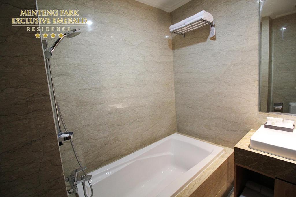 Menteng Park Exclusive Emerald - Junior Suite