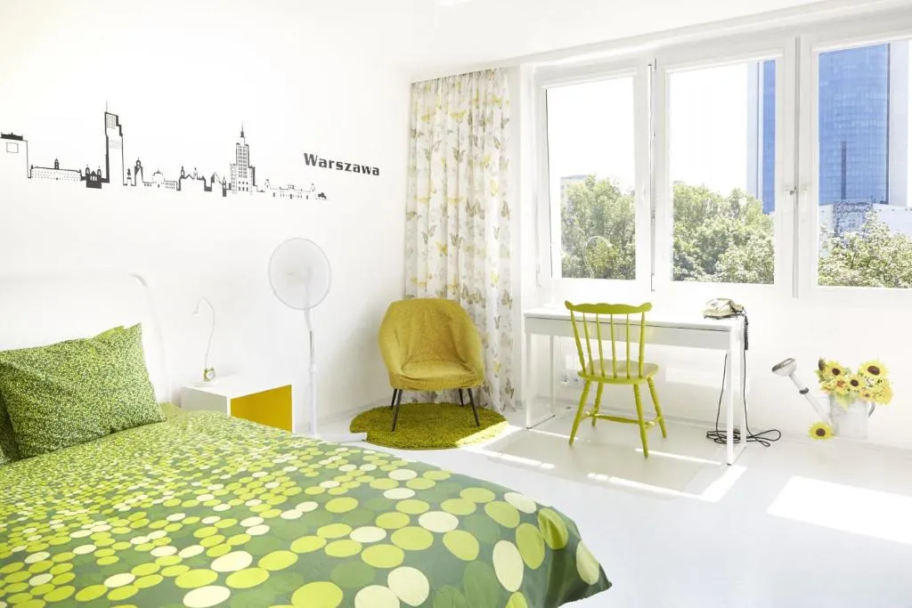 Lovely Sunny Flat in City Center, Varșovia, Polonia