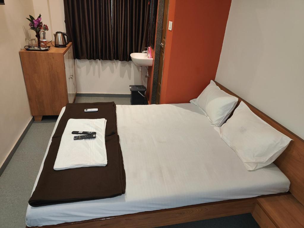 Hotel Shivansh Executive - Double Room
