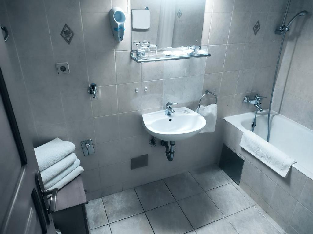 Kúpeľňa v ubytovaní Hotel Vienna