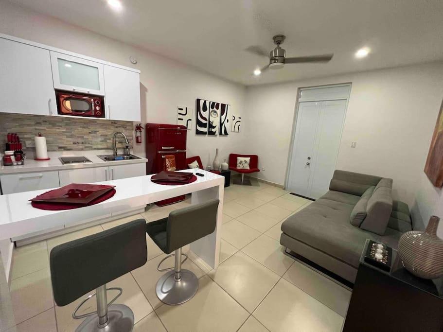 Gallery image of Modern style 1 BR near beaches w/free parking in San Juan