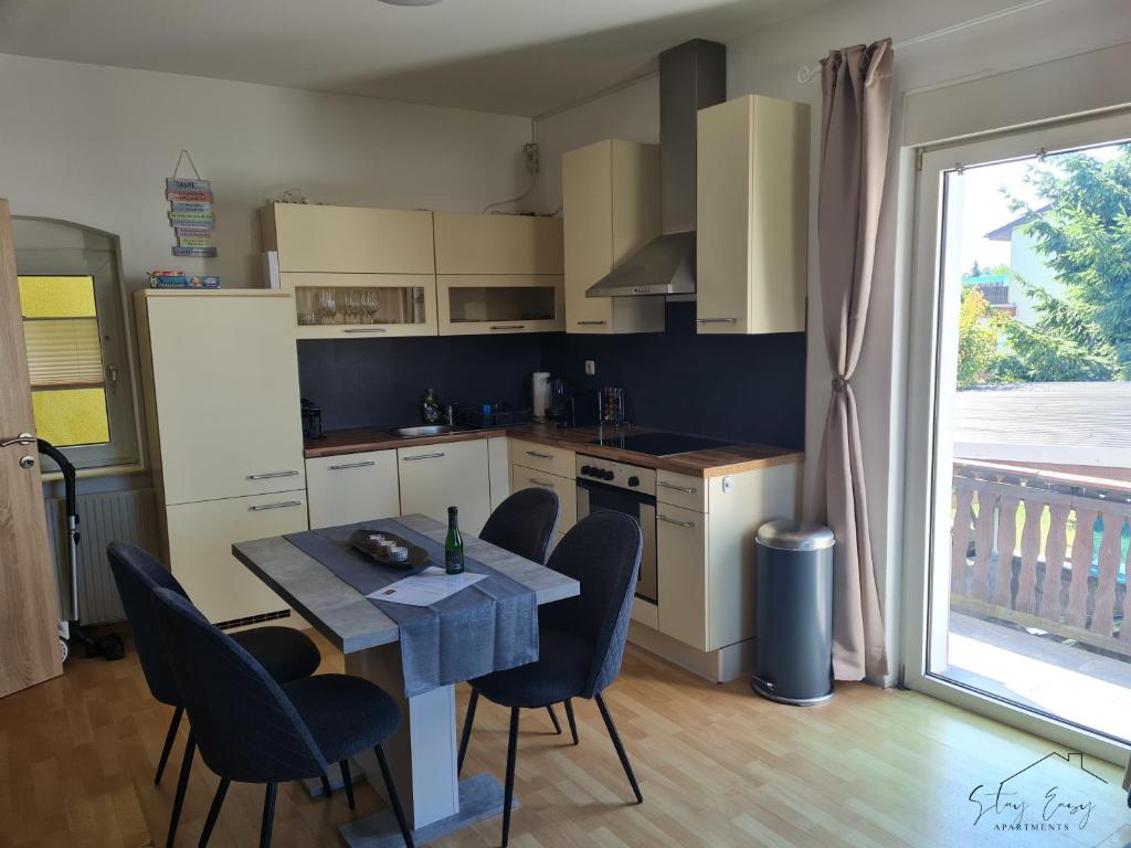Kuchyň nebo kuchyňský kout v ubytování FarawayHomes Studio Pregarten #2