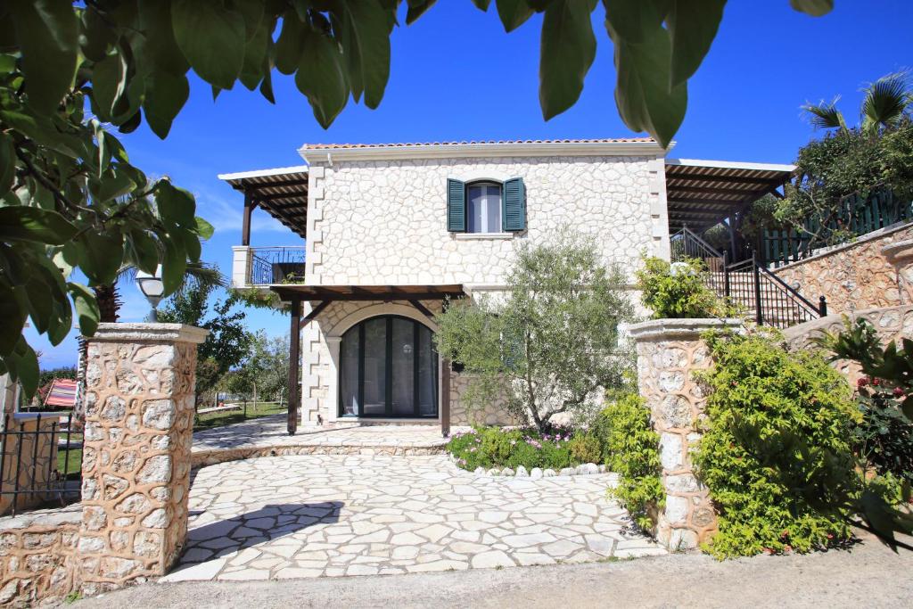 Fotografia z galérie ubytovania Goudis Villas v destinácii Tsoukalades