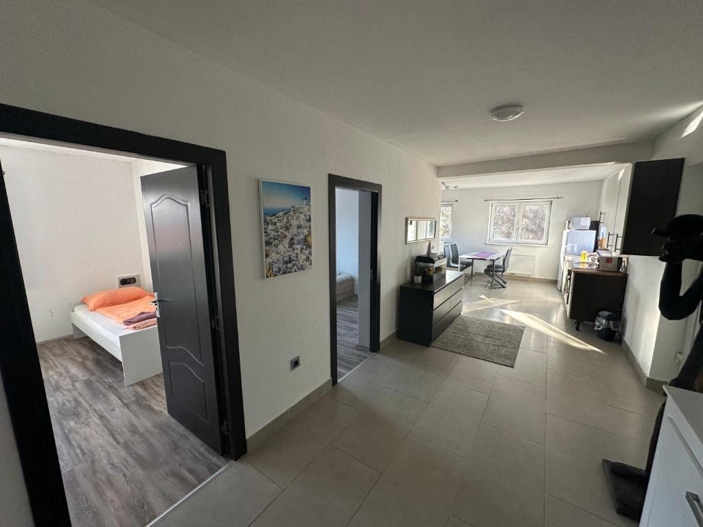Kuchyň nebo kuchyňský kout v ubytování city apartment