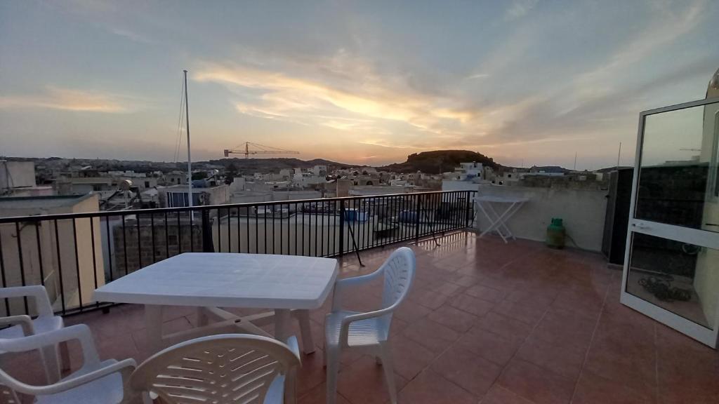 Balkón nebo terasa v ubytování Sunset Suite