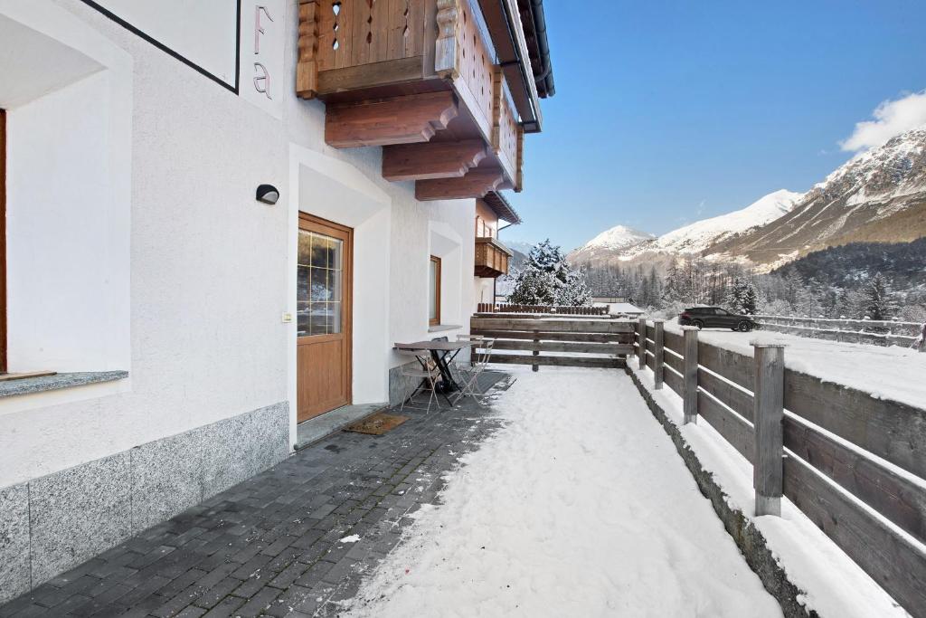 Nespecifikovaný výhled na hory nebo výhled na hory při pohledu z apartmánu
