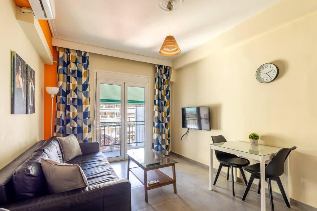 Your cozy Orange Apartment (B-1)