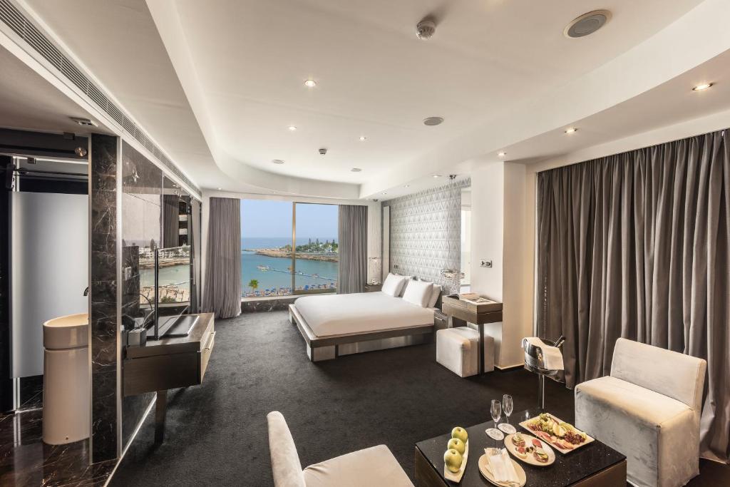 Capo Bay Hotel - Junior Suite
