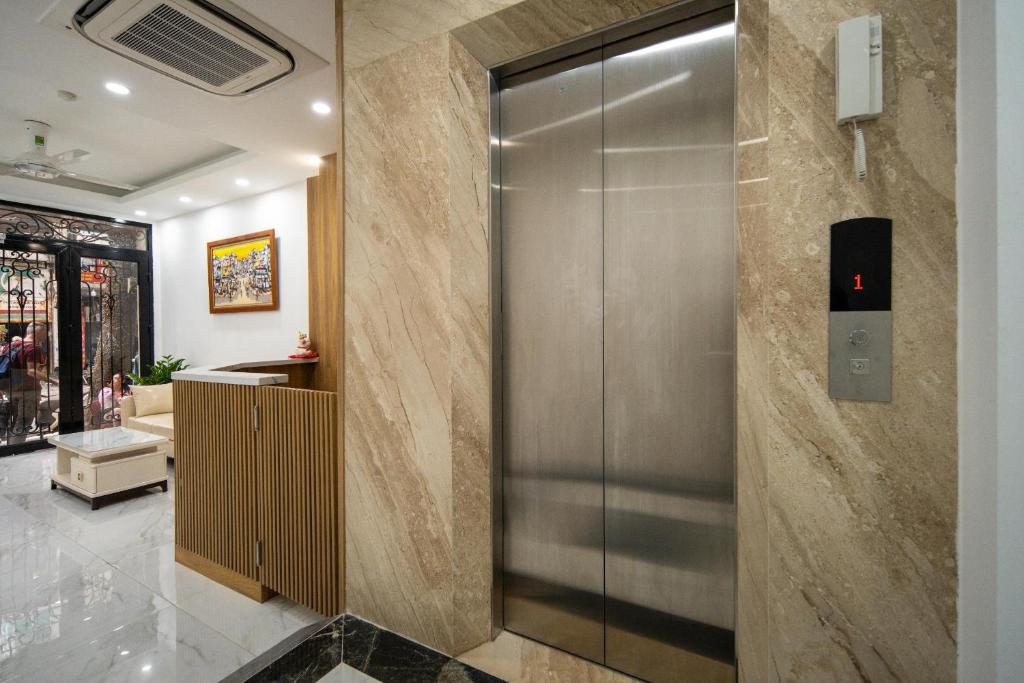 Studio-Vincent Apartment HaNoi - 2