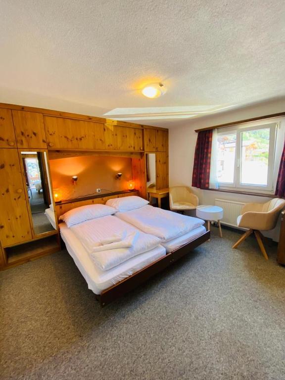 Postel nebo postele na pokoji v ubytování Hotel Old JNN
