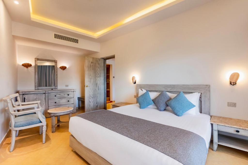 Sunrise Alma Bay Resort - 8