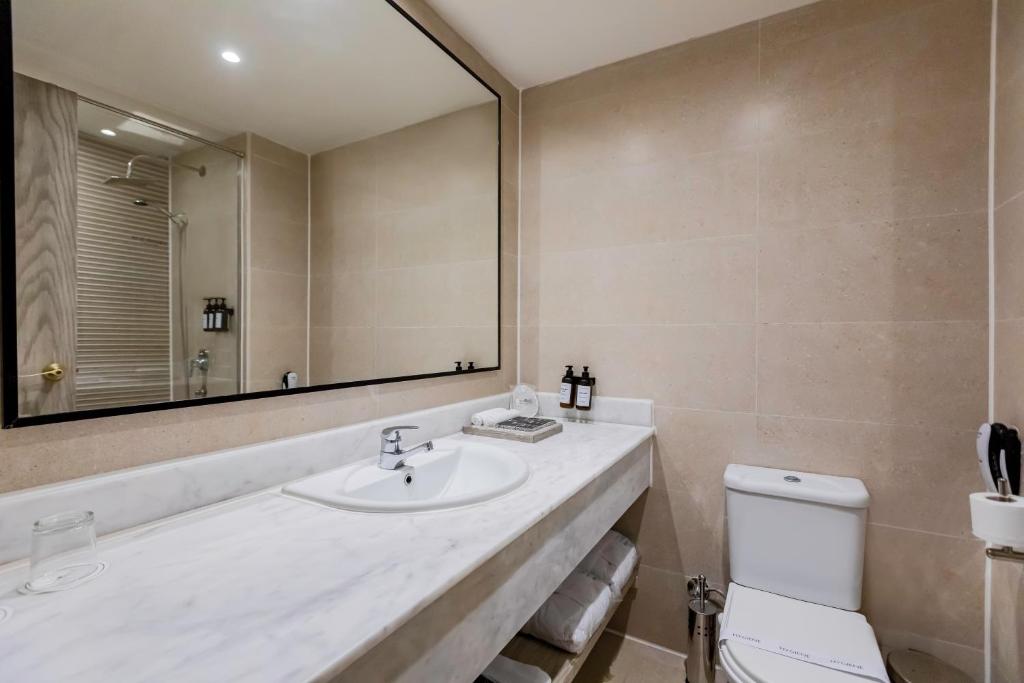 Sunrise Alma Bay Resort - 10