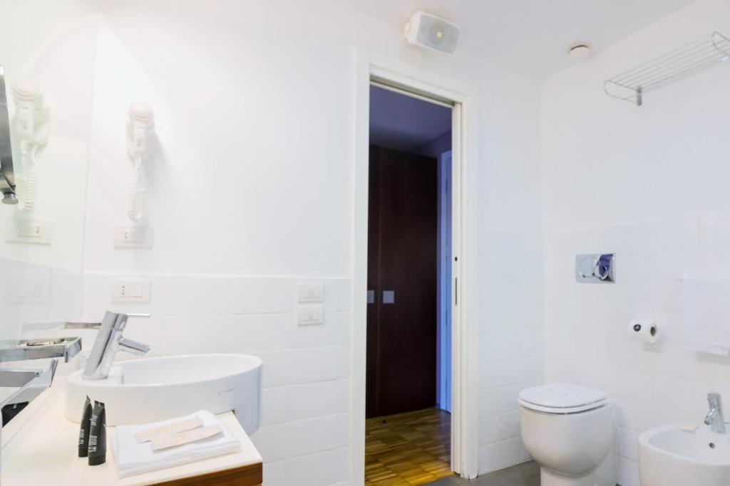 Black Hotel - Resim 37