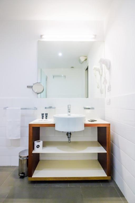 Black Hotel - Resim 36