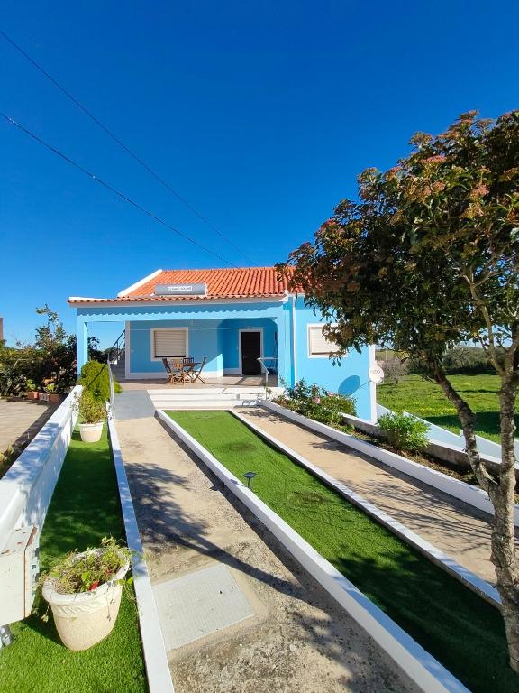Vivenda Palheiras - Two-Bedroom House