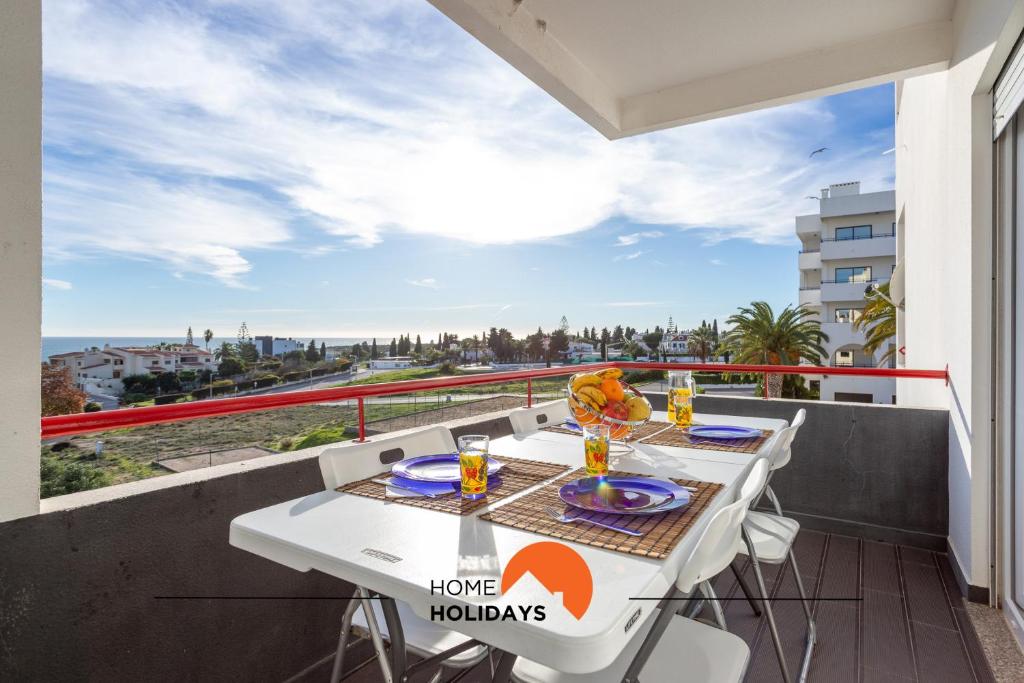 Μπαλκόνι ή βεράντα στο #193 Luxury Ocean View by Home Holidays