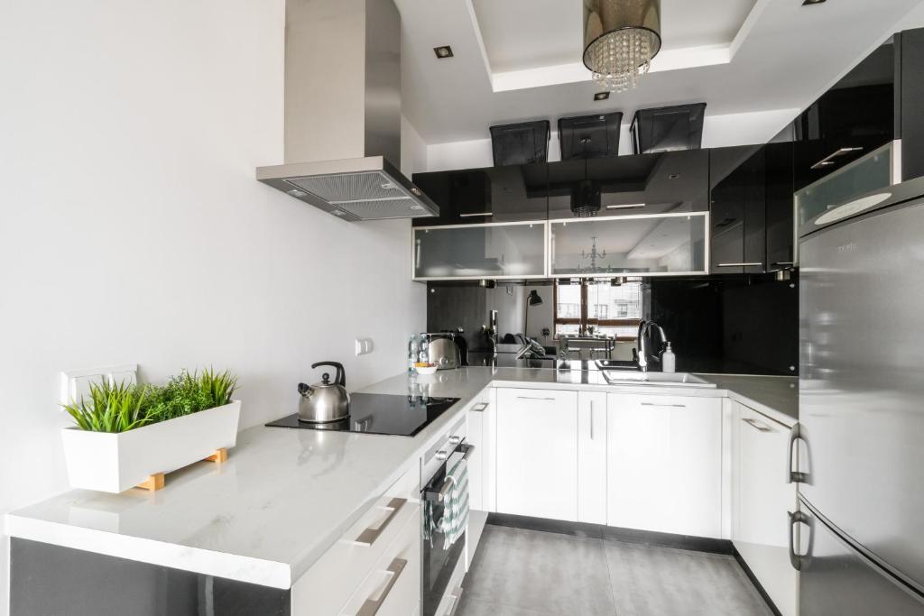 Warsaw Night Apartments Gieldowa - Resim 14