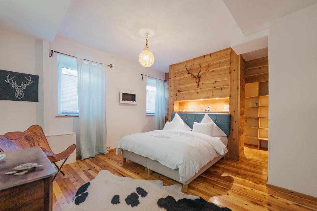 Posteľ alebo postele v izbe v ubytovaní Doug's Mountain Getaway - 'Exclusive Mega Chalet'