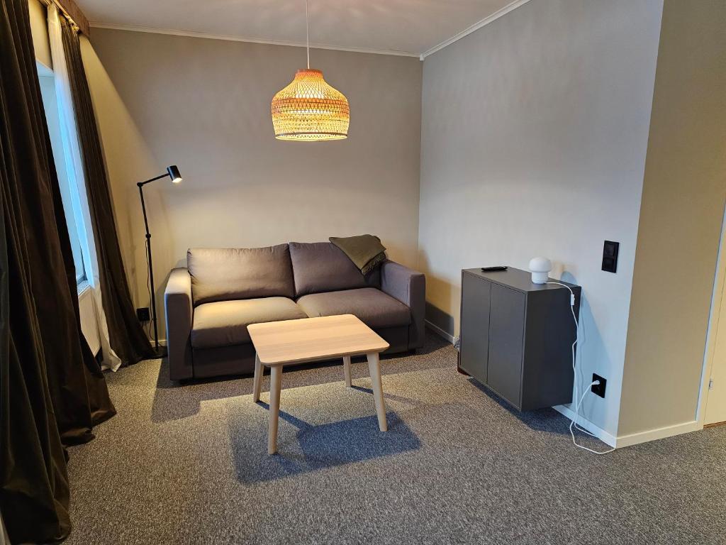 Posezení v ubytování Hotellet i Jörn AB
