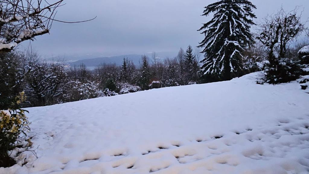 Le Cosy - joliment aménagé - vue magnifique v zimě