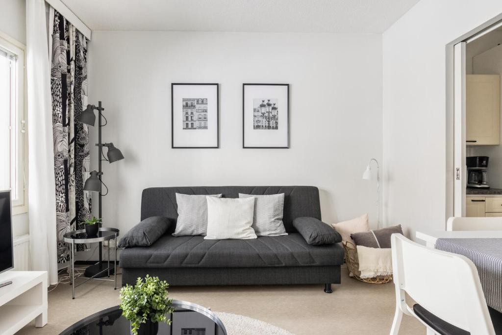 Χώρος καθιστικού στο Guest Apartment Saarijärvi, Ilmainen Parkki