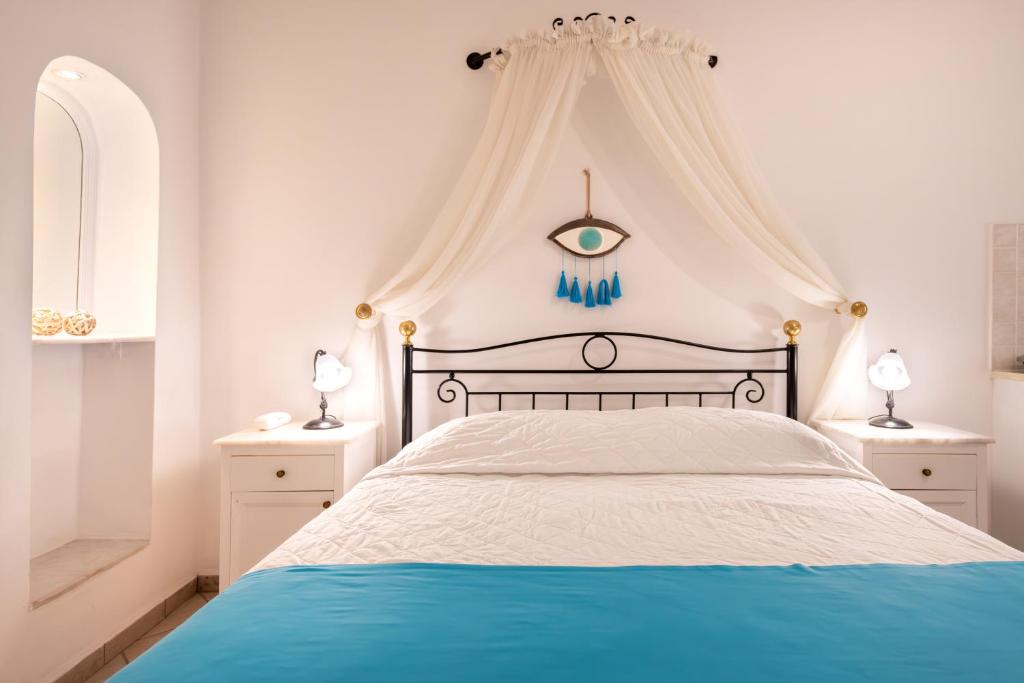 Reverie Santorini Hotel - 1